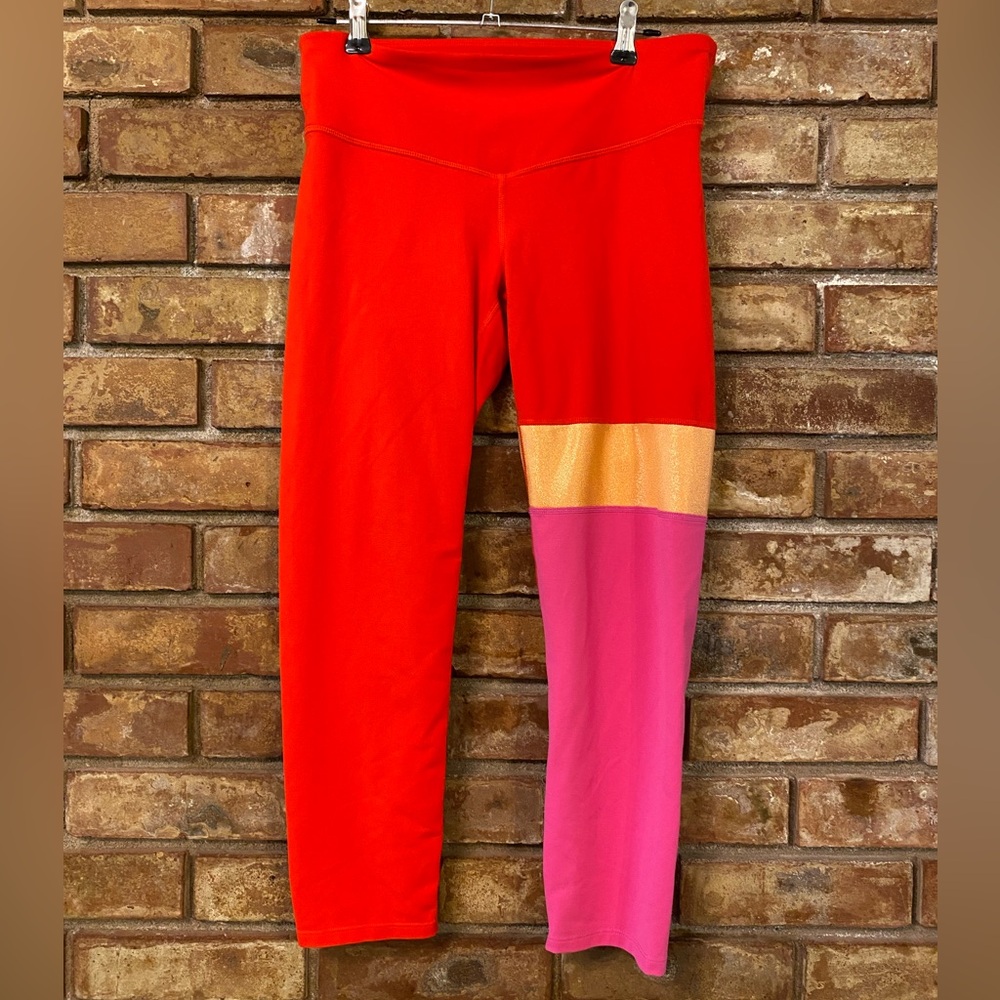 Joylab 3/4 Color Block Leggings Size Medium - image 2